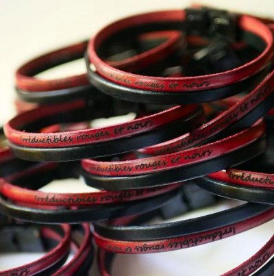 gravert armbånd for arrangementer