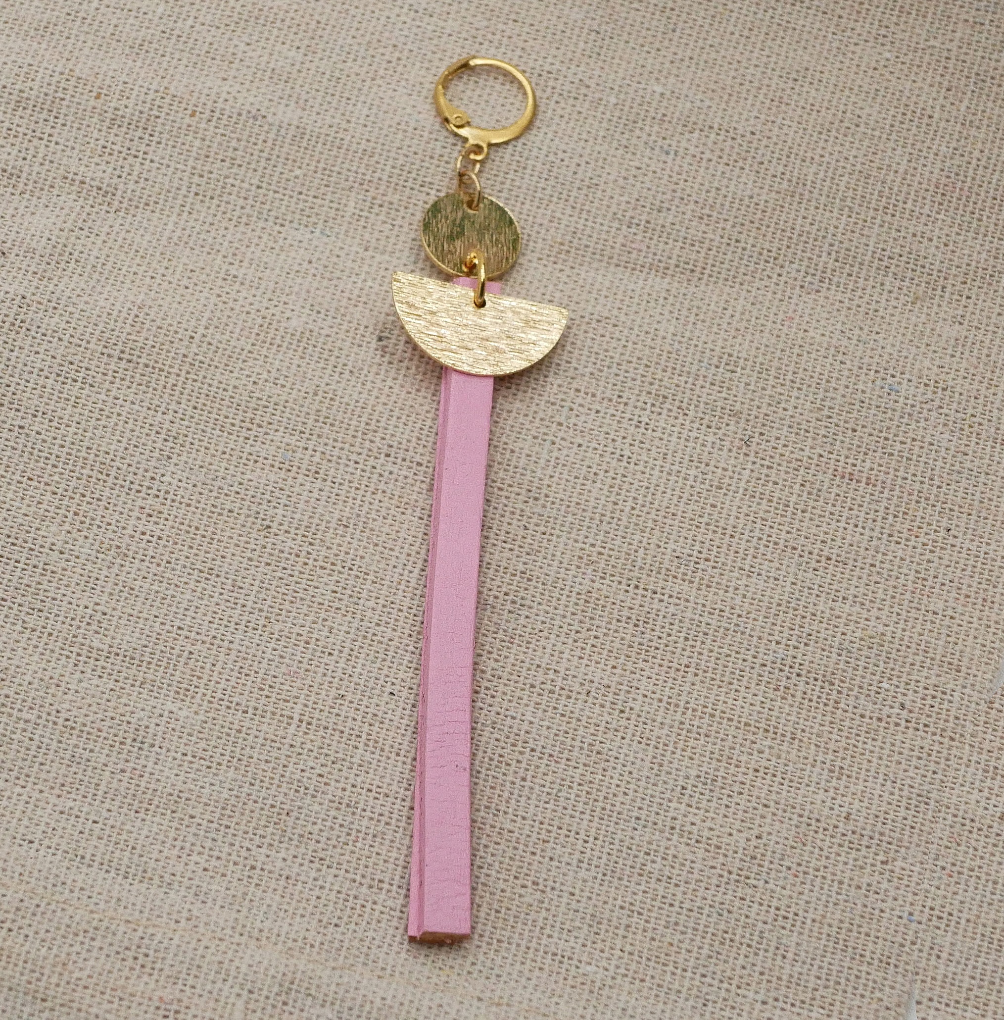 Solo lange dinglende &oslash;reringer i gull Leather Black eller farge etter eget valg