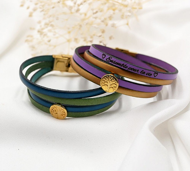 L&aelig;rarmb&aring;nd i to farger, kan tilpasses med gull cabochon Tree of Life