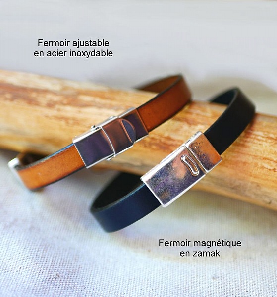 L&aelig;rarmb&aring;nd dekorert med en keltisk firkant som kan personaliseres ved gravering