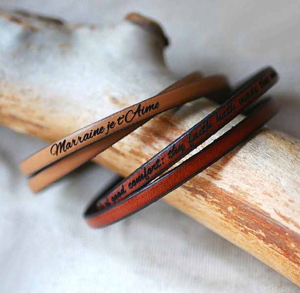 2-sving skinnarmb&aring;nd for menn eller kvinner for &aring; personalisere