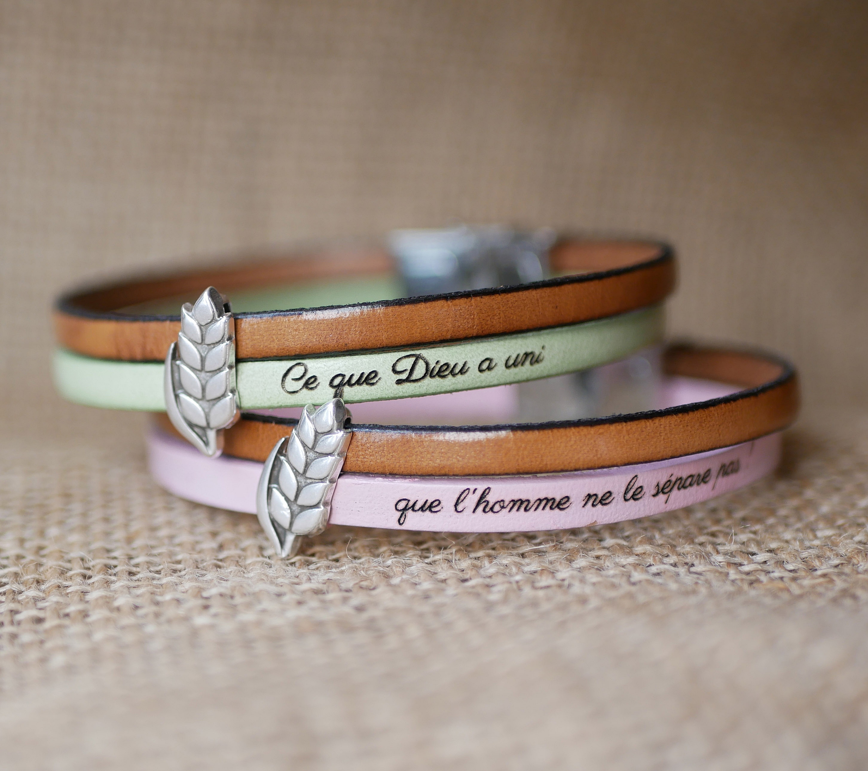 L&aelig;r duo-armb&aring;nd og tilpassbar hvete &oslash;reb&oslash;yle, mann og kvinne hvete bryllup