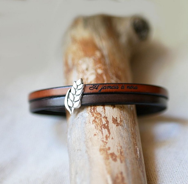 L&aelig;r duo-armb&aring;nd og tilpassbar hvete &oslash;reb&oslash;yle, mann og kvinne hvete bryllup