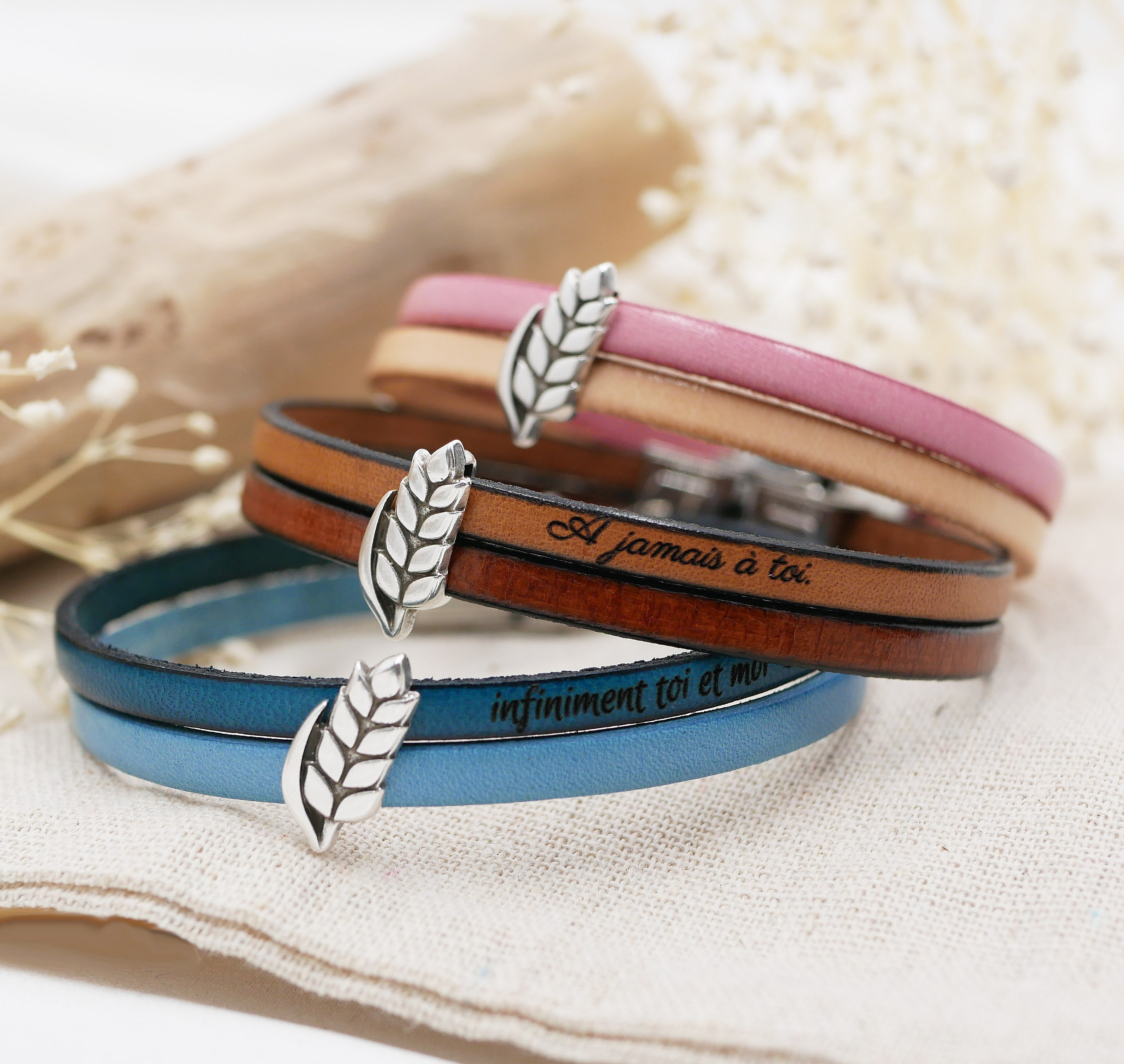 L&aelig;r duo-armb&aring;nd og tilpassbar hvete &oslash;reb&oslash;yle, mann og kvinne hvete bryllup