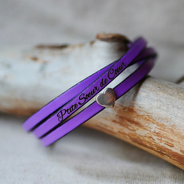 Tilpassbart l&aelig;rarmb&aring;nd for kvinner, flere svinger, s&oslash;lvhjertedesign