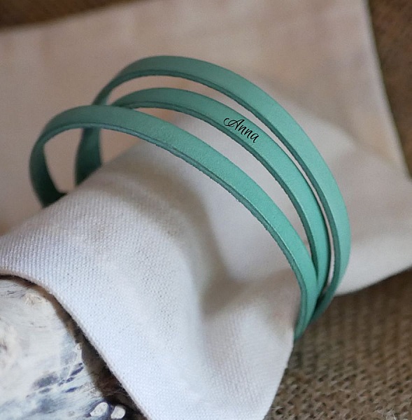 L&aelig;rarmb&aring;nd for kvinner, 3 omdreininger, middels bredde