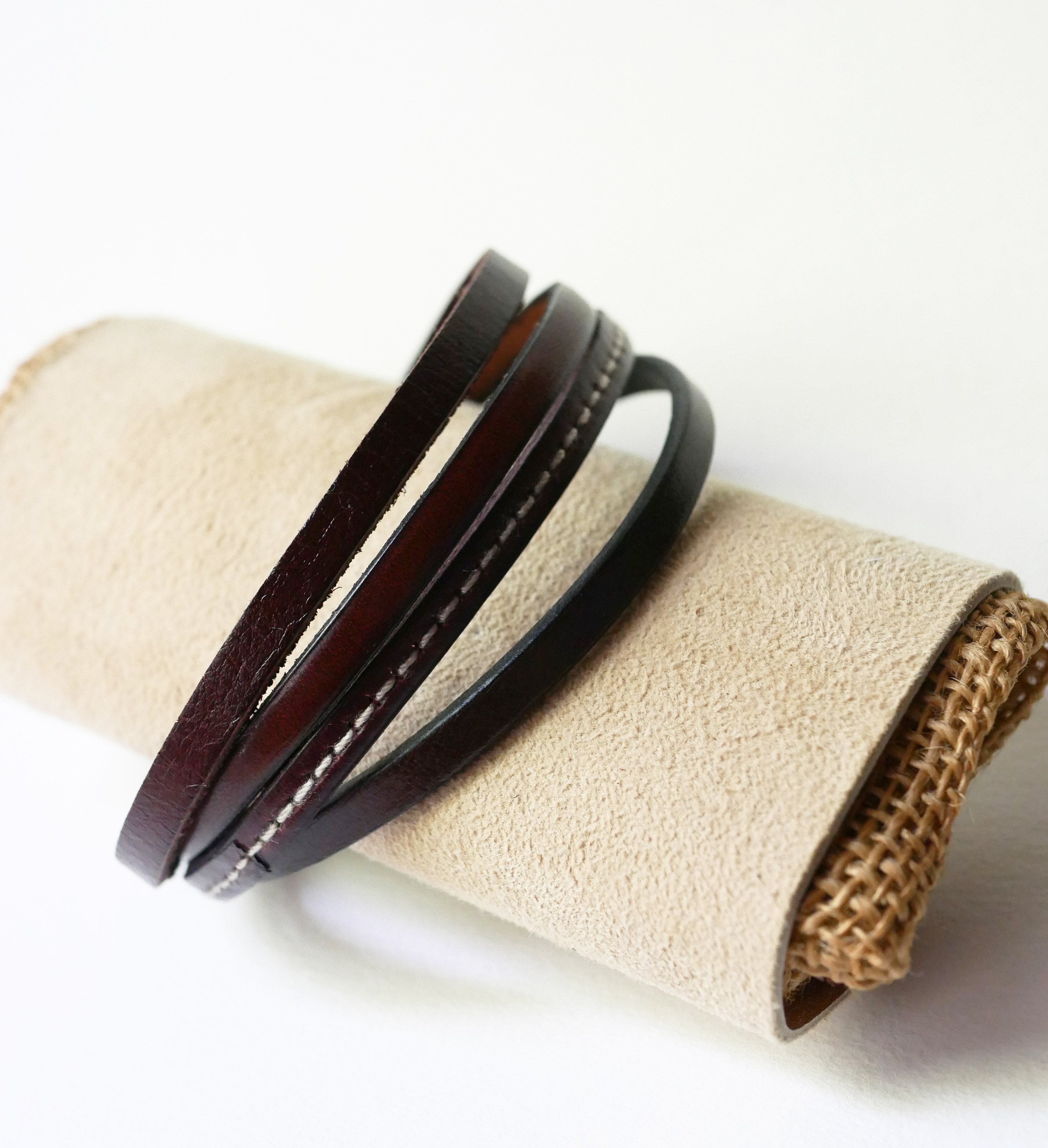 Mansjettarmbånd i brunt skinn for menn