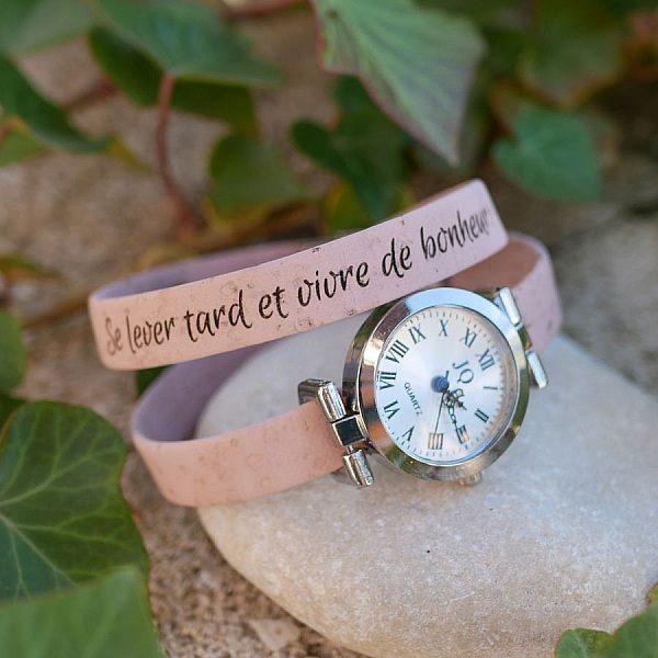 S&oslash;lvklokke med korkarmb&aring;nd 2 omdreininger med justerbar l&aring;s