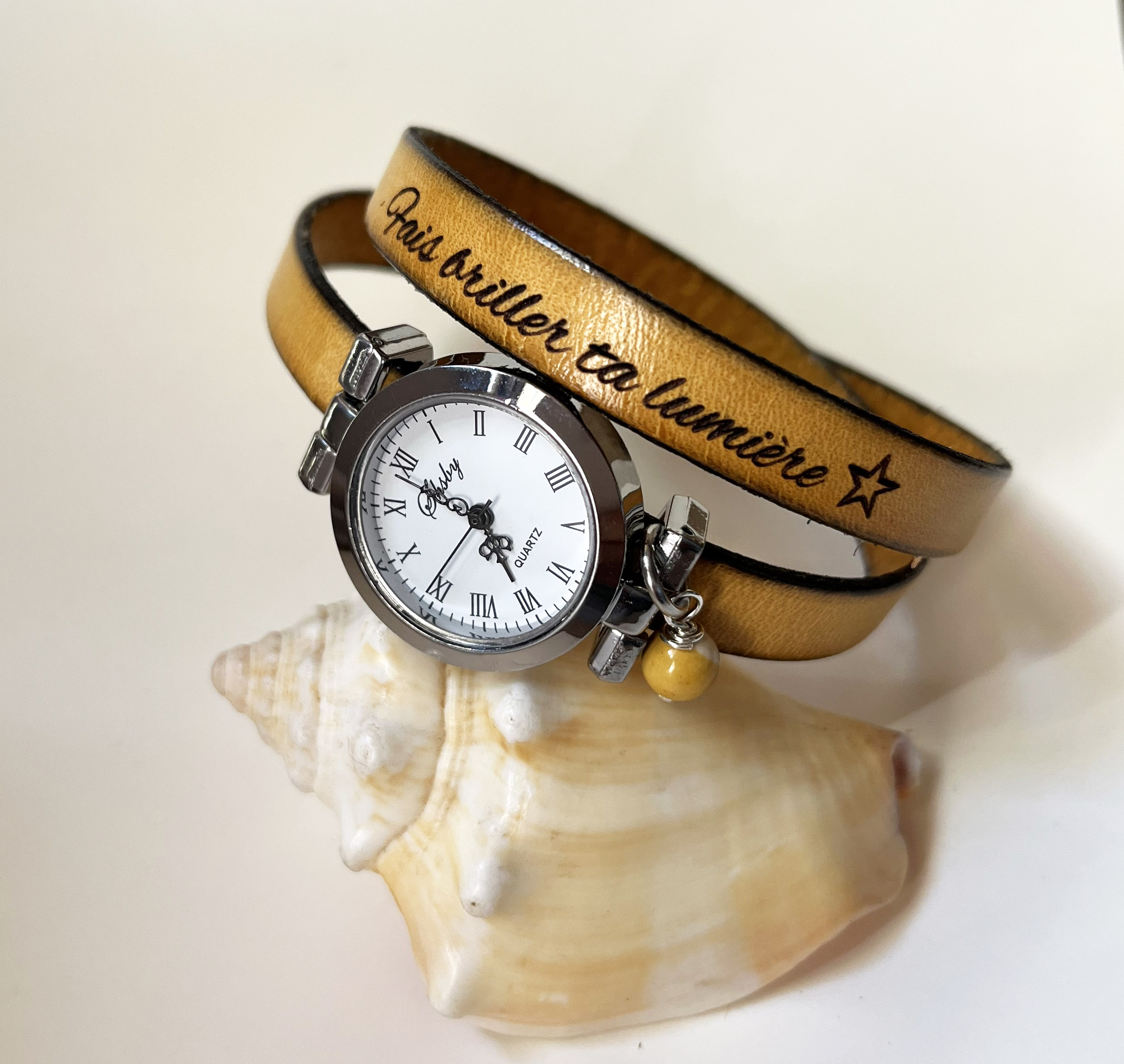 L&aelig;rarmb&aring;ndsklokke 2 svinger kan tilpasses med s&oslash;lv urskive