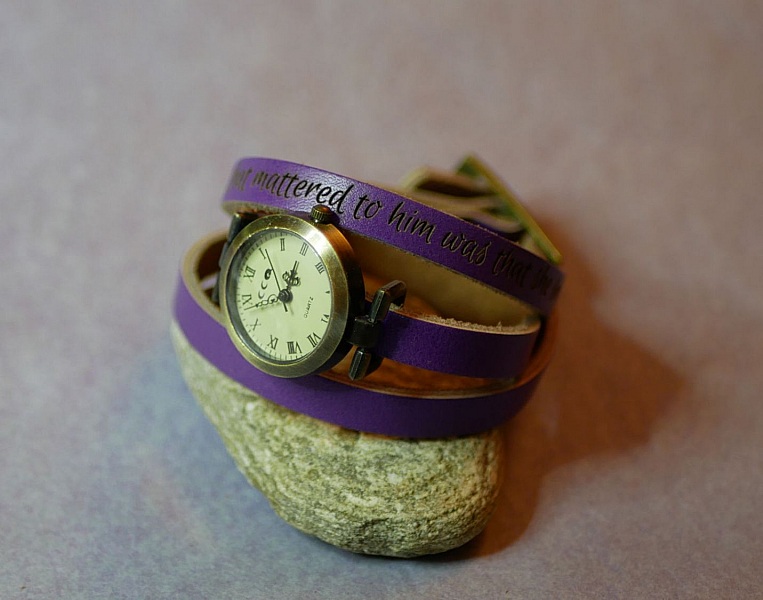 L&aelig;rarmb&aring;ndsklokke 3 svinger kan tilpasses