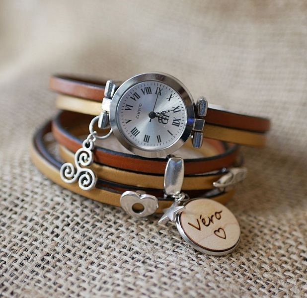 Triple tour-klokke i skinnduo og cabochon i tre for personlig tilpasning 